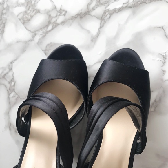 New! Nine West Satin Platform Heels - Picture 5 of 6